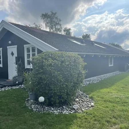 Summerhouse With Hot Tub On Langeland Casa de Férias Tranekær