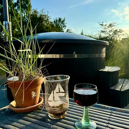 Summerhouse With Hot Tub On Langeland