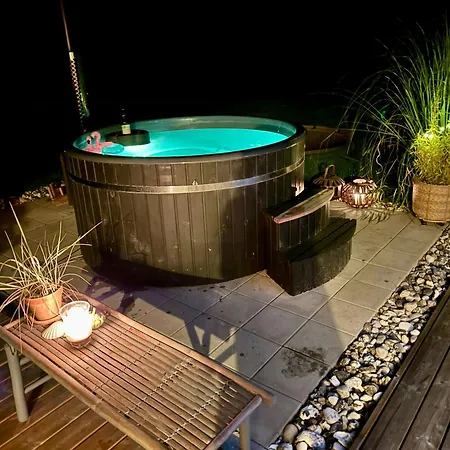 Summerhouse With Hot Tub On Langeland 度假居 Tranekær