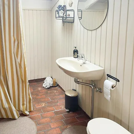 Summerhouse With Hot Tub On Langeland Casa de Férias *