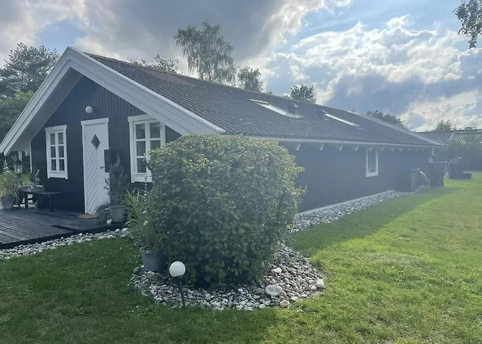 Summerhouse With Hot Tub On Langeland 度假居 Tranekær