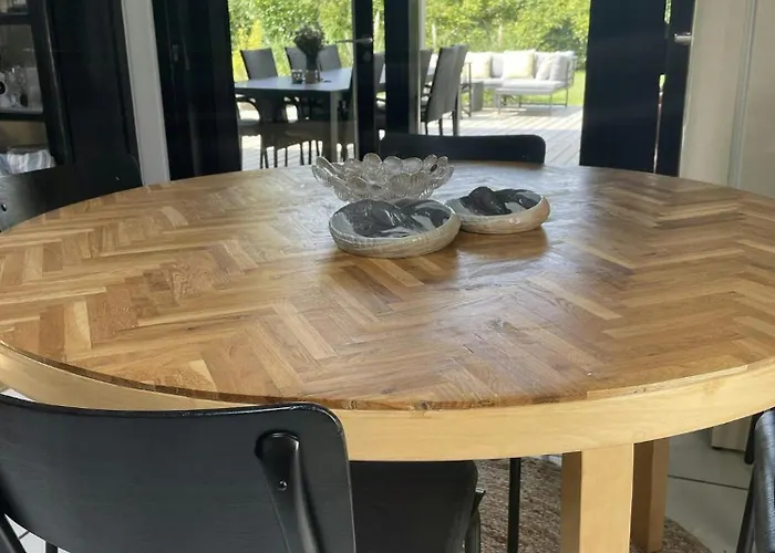 Summerhouse With Hot Tub On Langeland *