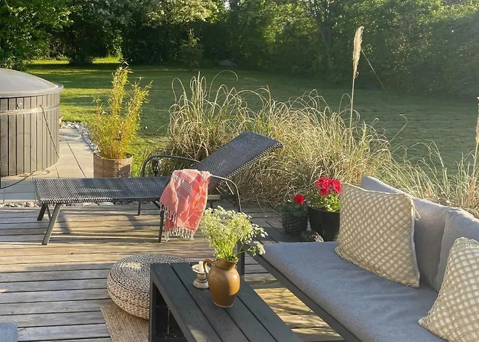 度假居 Summerhouse With Hot Tub On Langeland